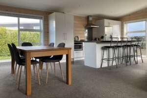 The Bach - Dining and kitchen