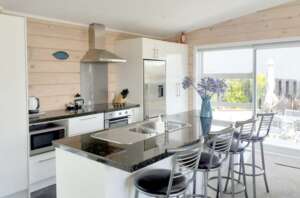 leigh central Bach kitchen two bedroom accommodation leigh